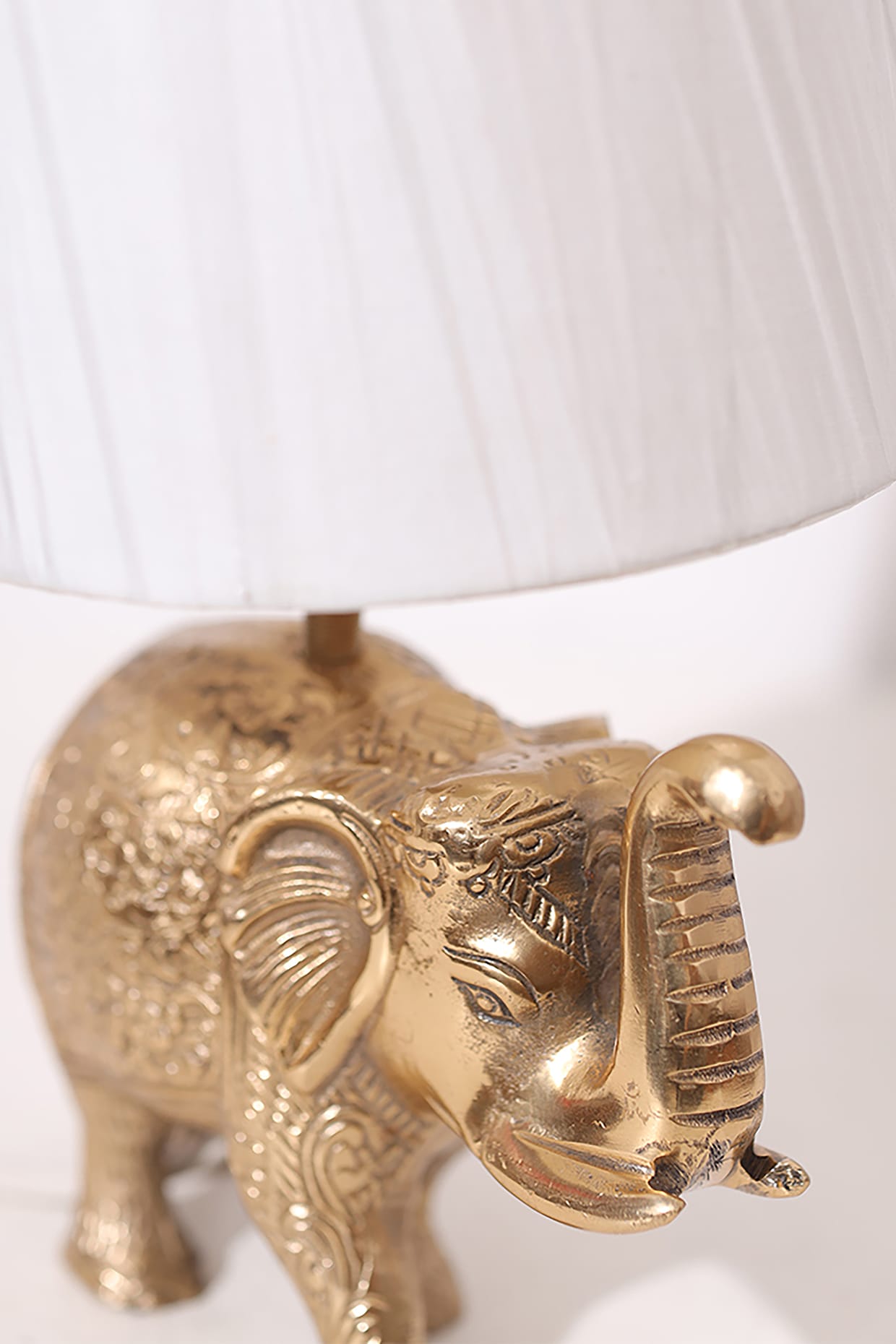 metal elephant lamp