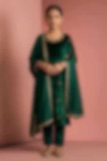 Dark Green Velvet Hand Embroidered Kurta Set For Girls by Harmony at Pernia's Pop Up Shop