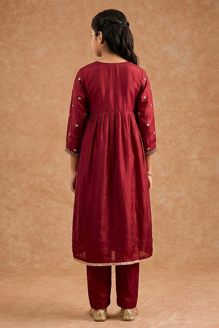 Maroon Opara Silk Hand Embroidered Gathered-Style Kurta Set For Girls by Harmony at Pernia's Pop Up Shop