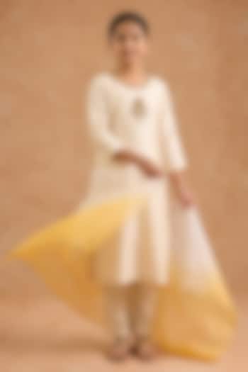 Ivory Opara Silk Hand Embroidered Kurta Set For Girls by Harmony at Pernia's Pop Up Shop
