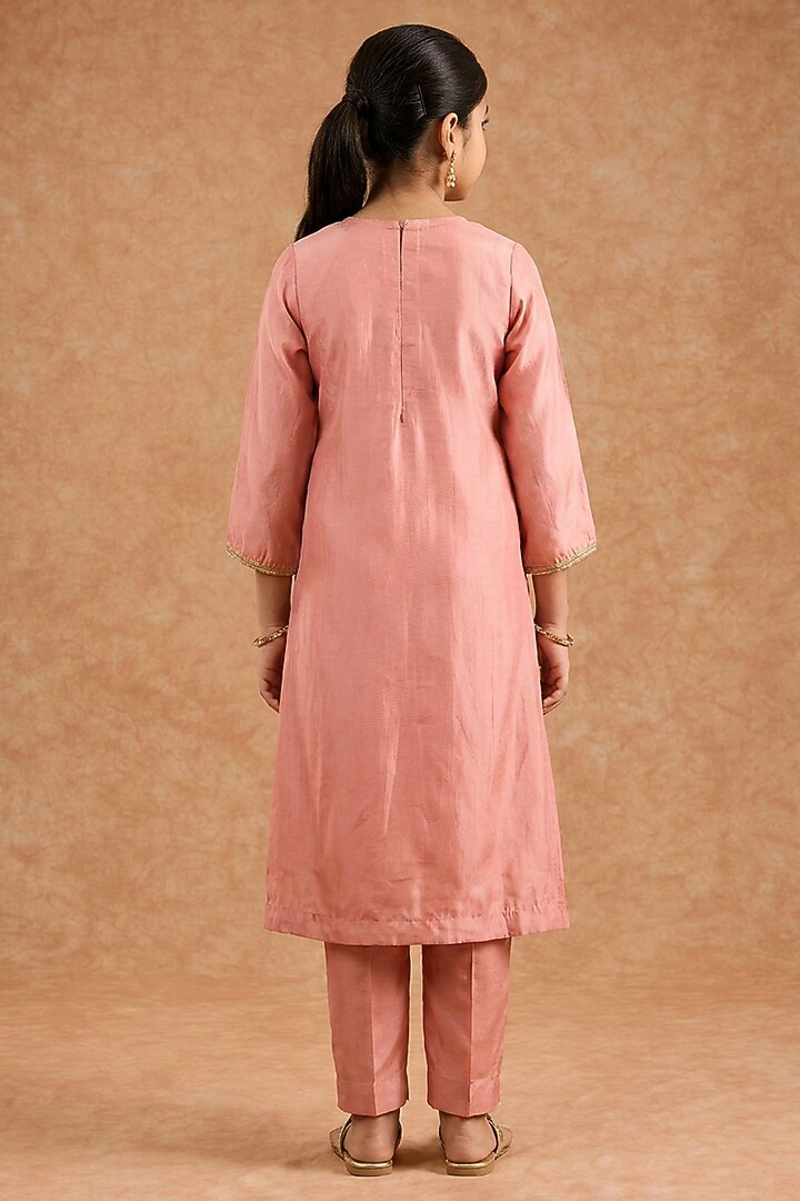 Dull Peach Opara Silk Hand Embroidered Kurta Set For Girls by Harmony at Pernia's Pop Up Shop