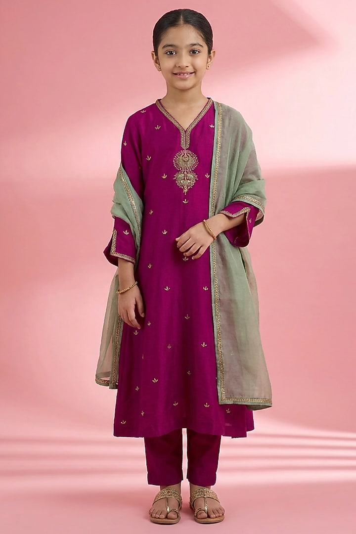 Fuchsia Viscose Katan Silk Zari Embroidered Kurta Set For Girls by Harmony at Pernia's Pop Up Shop
