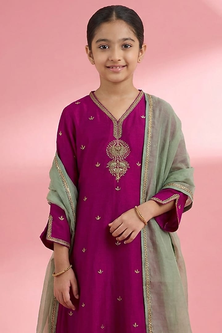 Fuchsia Viscose Katan Silk Zari Embroidered Kurta Set For Girls by Harmony at Pernia's Pop Up Shop