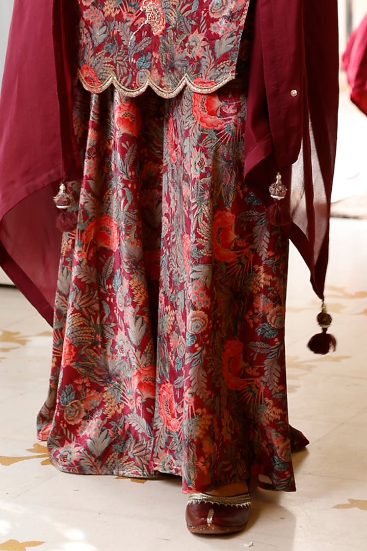 Wine Velvet Embroidered Kurta Set by HARSHA KHATRY at Pernia's Pop Up Shop