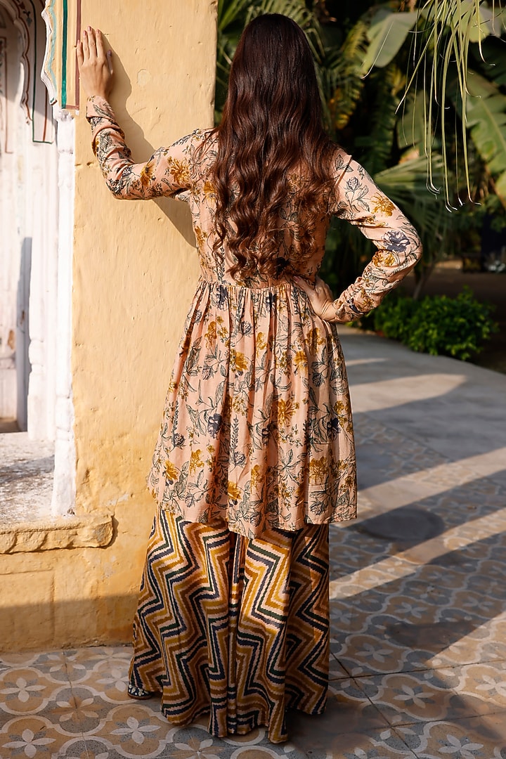 Leafy Green Cotton Silk Printed Kurta Set by HARSHA KHATRY at Pernia's Pop Up Shop