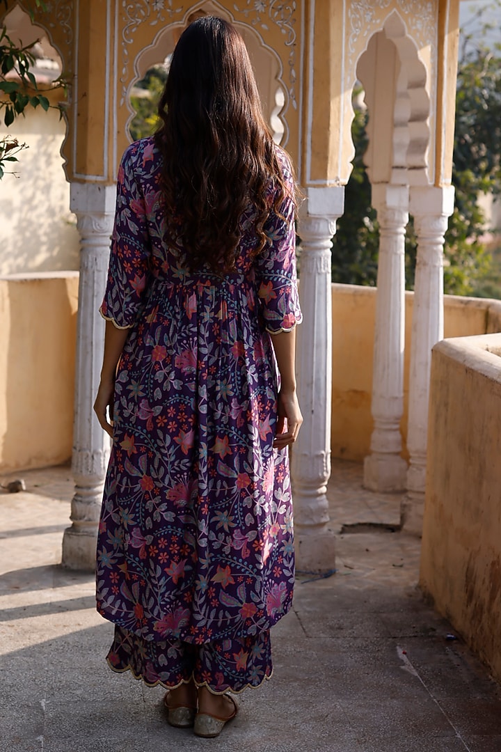 Purple Silk Floral Printed & Embroidered Kurta Set by HARSHA KHATRY at Pernia's Pop Up Shop