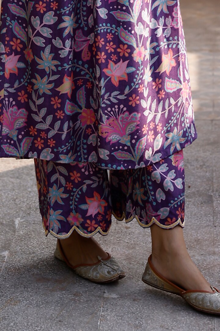 Purple Silk Floral Printed & Embroidered Kurta Set by HARSHA KHATRY at Pernia's Pop Up Shop
