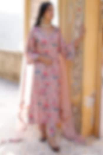 Pastel Peach SIlk Embroidered A-Line Kurta Set by HARSHA KHATRY at Pernia's Pop Up Shop