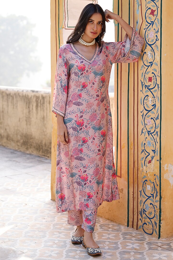 Pastel Peach SIlk Embroidered A-Line Kurta Set by HARSHA KHATRY at Pernia's Pop Up Shop
