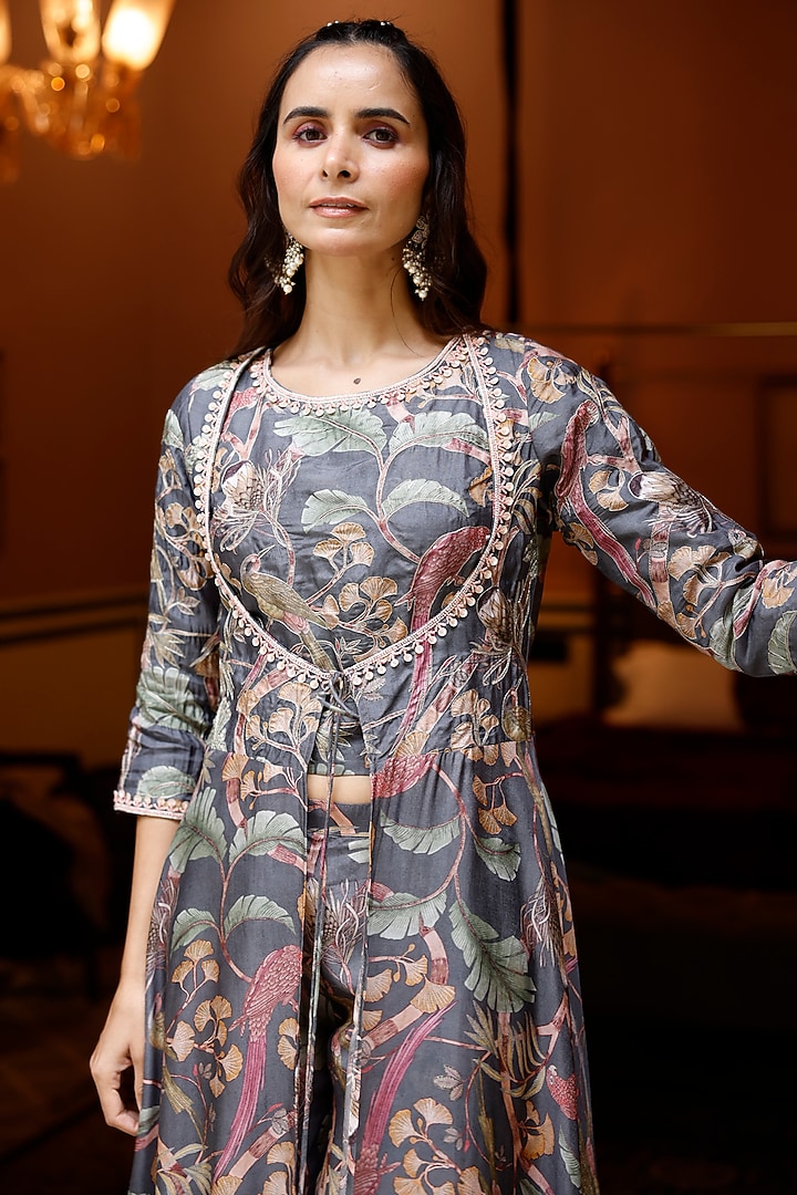 Grey Tussar Silk Embroidered Cape Set by HARSHA KHATRY at Pernia's Pop Up Shop