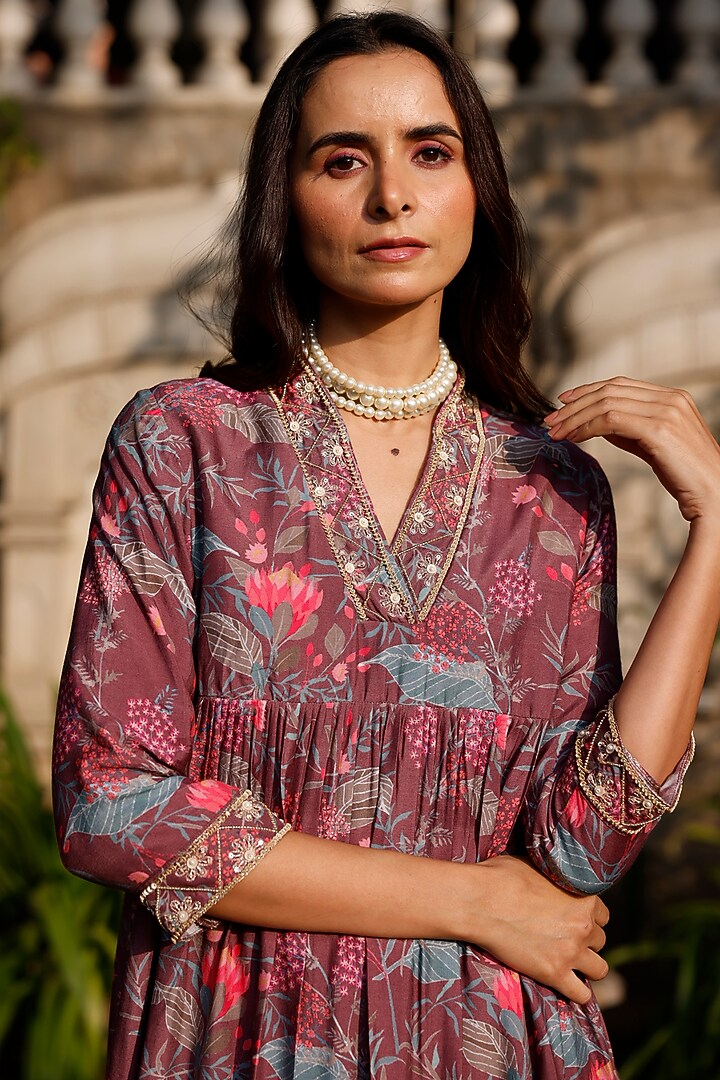 Brown Muslin Silk Printed & Embroidered Kurta Set by HARSHA KHATRY at Pernia's Pop Up Shop