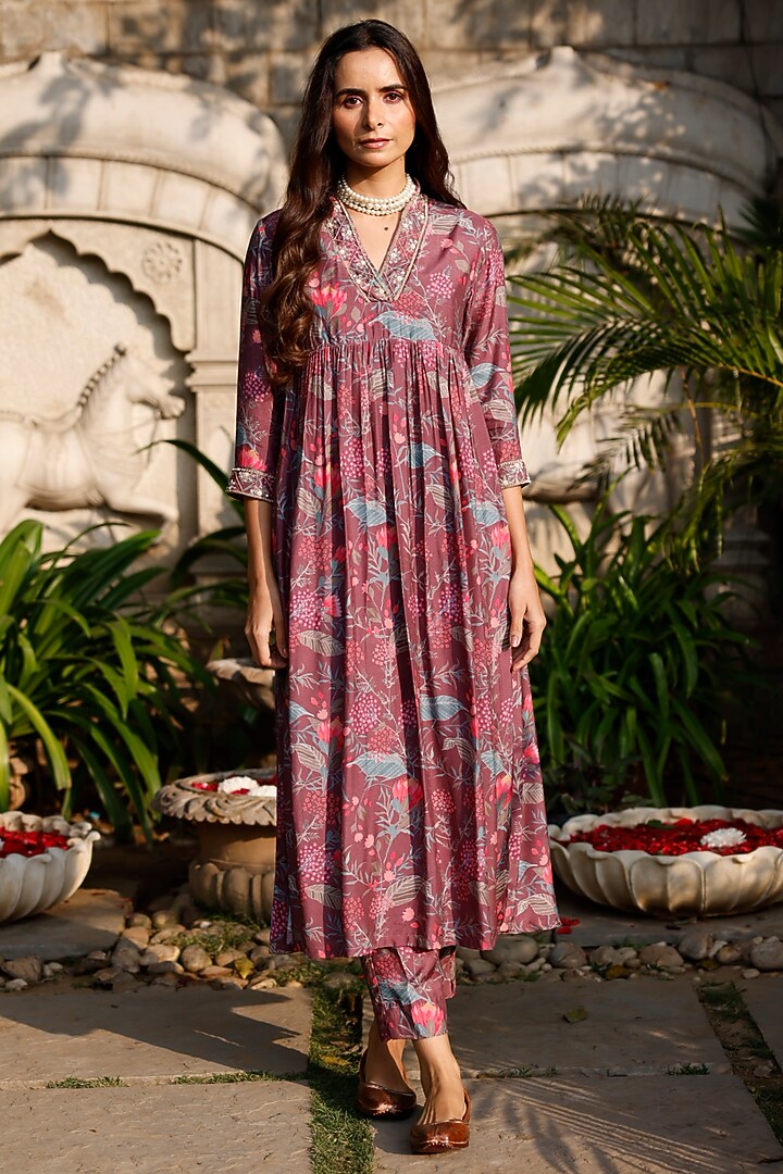 Brown Muslin Silk Printed & Embroidered Kurta Set by HARSHA KHATRY at Pernia's Pop Up Shop