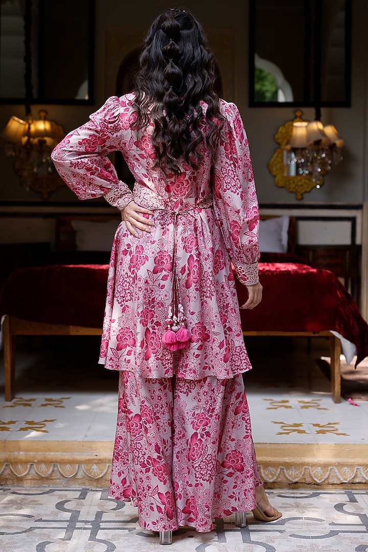 Pink Tussar Silk Hand Embroidered Kurta Set by HARSHA KHATRY at Pernia's Pop Up Shop