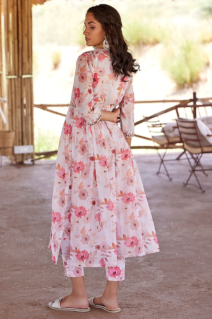 Ivory Chanderi Silk Printed Kurta Set by HARSHA KHATRY at Pernia's Pop Up Shop