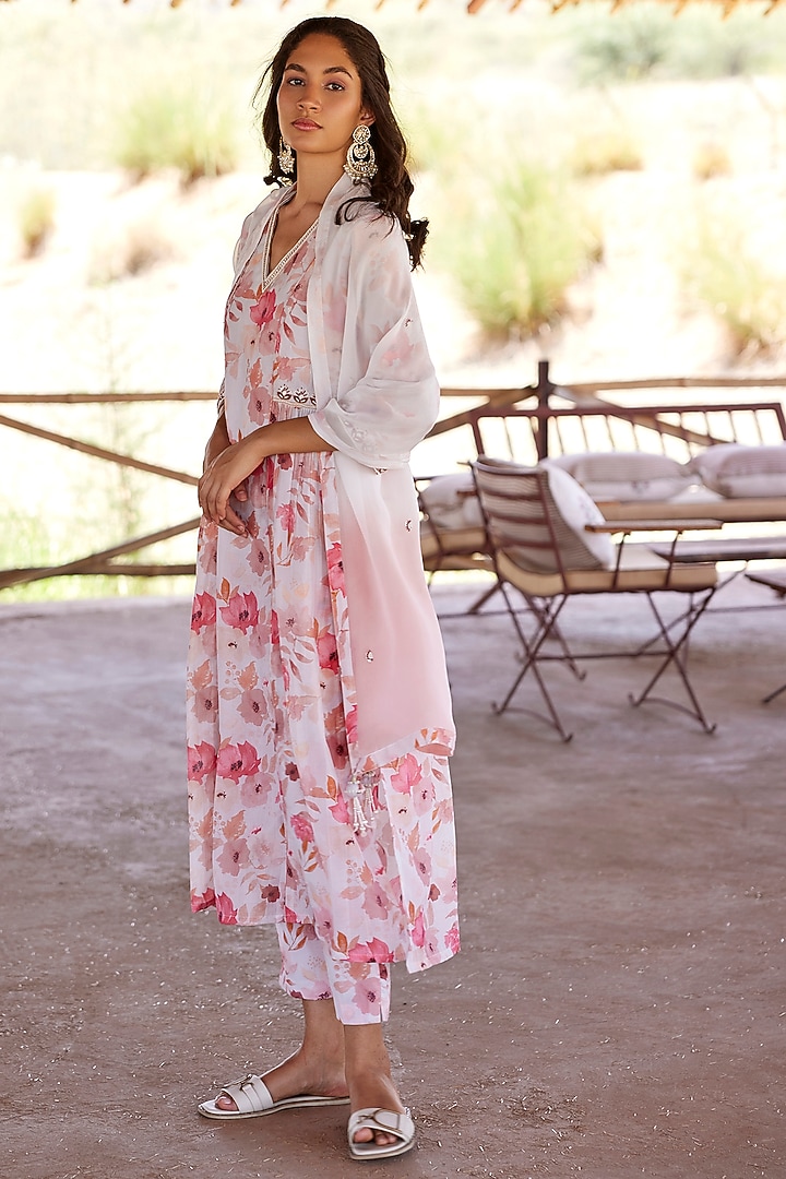 Ivory Chanderi Silk Printed Kurta Set by HARSHA KHATRY at Pernia's Pop Up Shop