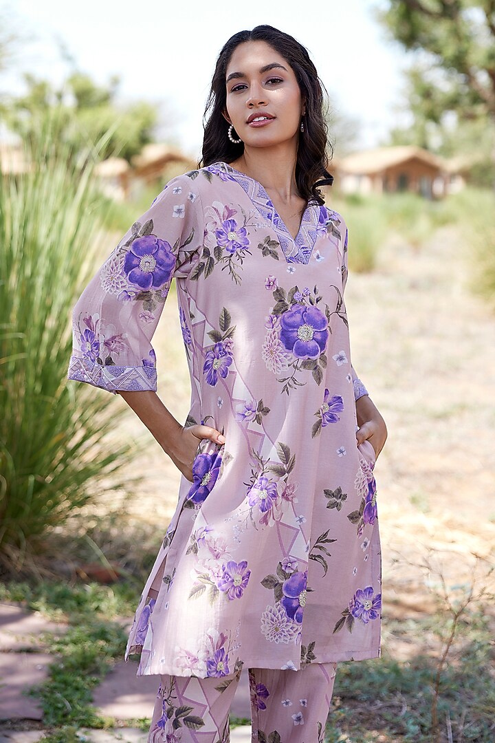 Lilac Chanderi Embellished & Printed Kurta Set by HARSHA KHATRY at Pernia's Pop Up Shop