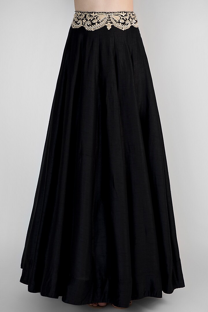 Black Embroidered Jacket Lehenga Set by Himani And Anjali Shah at Pernia's Pop Up Shop