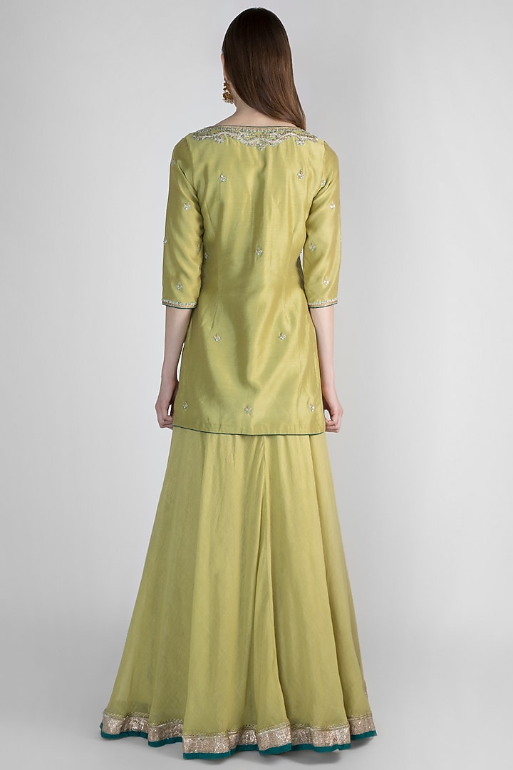Lime Green Wedding Lehenga Set With Banarasi Dupatta by Himani And Anjali Shah at Pernia's Pop Up Shop