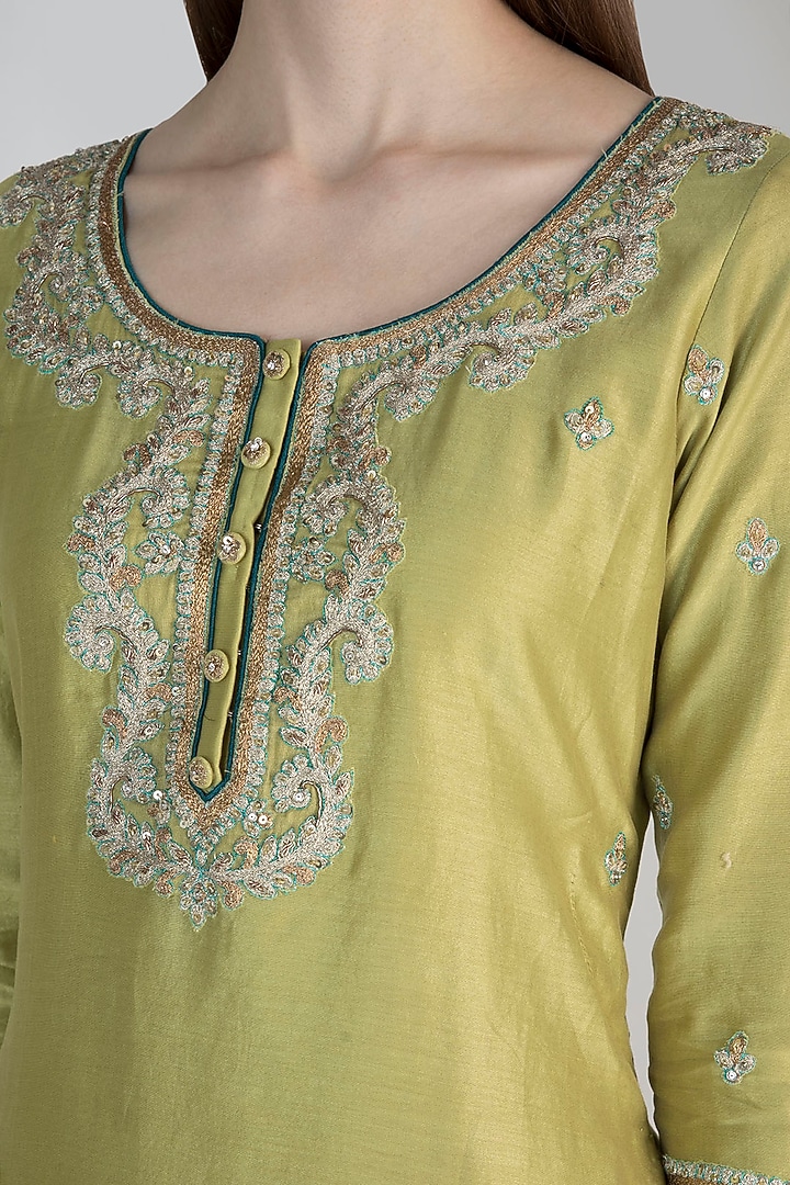 Lime Green Wedding Lehenga Set With Banarasi Dupatta by Himani And Anjali Shah at Pernia's Pop Up Shop