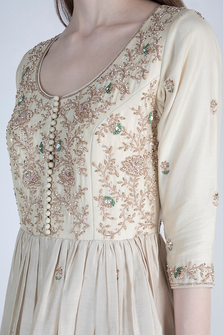 Ivory Embroidered Peplum Wedding Anarkali With Dupatta by Himani And Anjali Shah at Pernia's Pop Up Shop