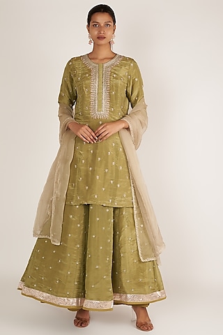 Sage Green Embroidered Kurta Set by Himani And Anjali Shah