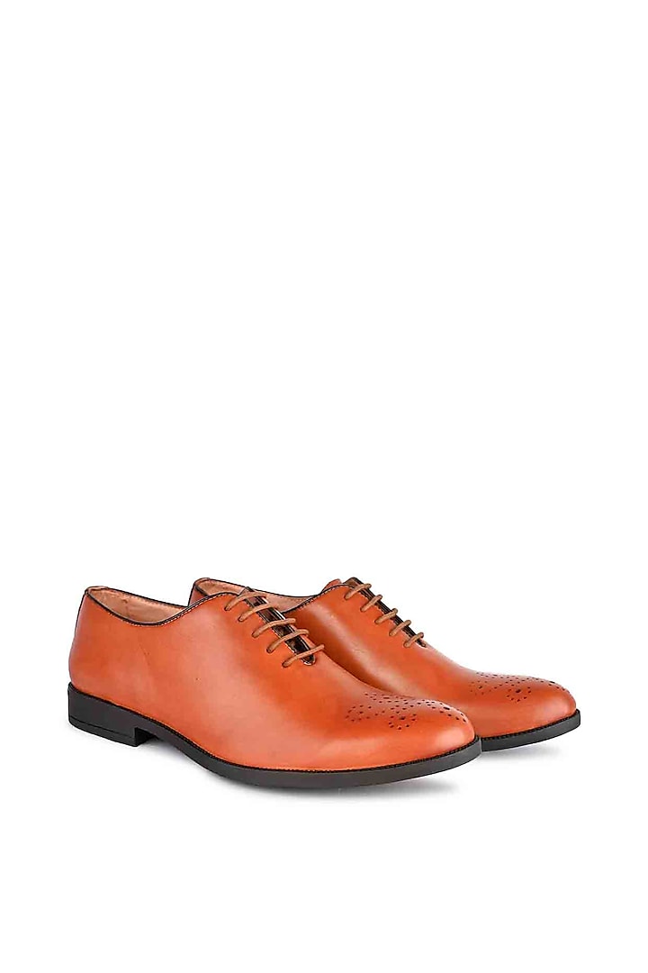 Tan Leather Oxford Shoes by Harper Woods