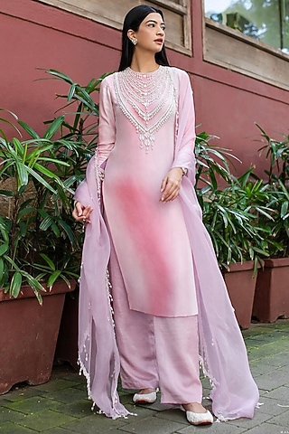 Rose Quartz Kurta Set With Pearls by Mala and Kinnary