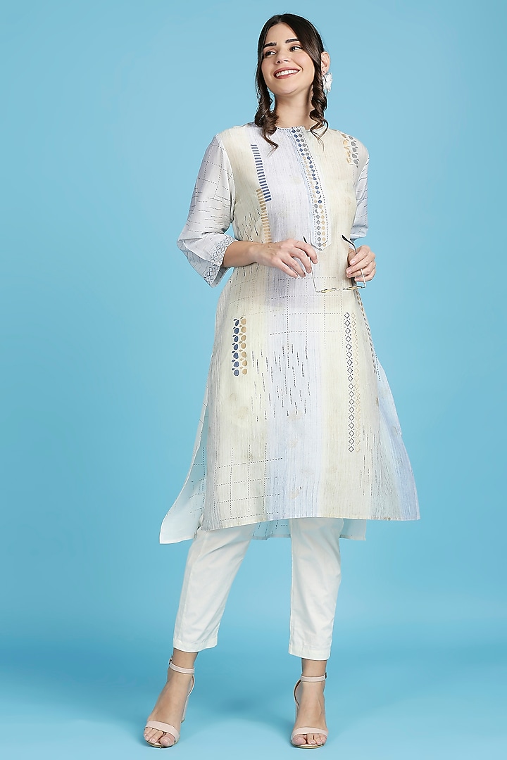 Ecru Grey Hand Blocked Tunic by ILAPTI at Pernia's Pop Up Shop