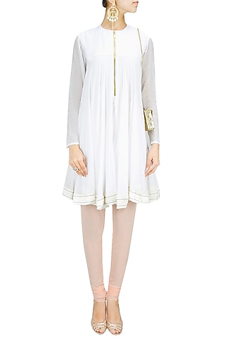 White pearl embroidered kediya short dress by Harshitaa Chatterjee Deshpande