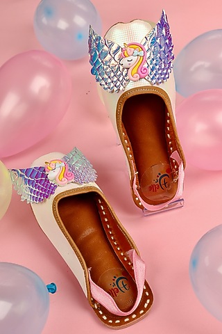 White Leatherette Juttis For Girls by Hello Jr