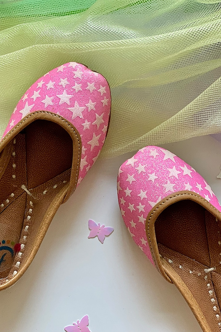 Pink Leatherette Star Printed Juttis For Girls by Hello Jr