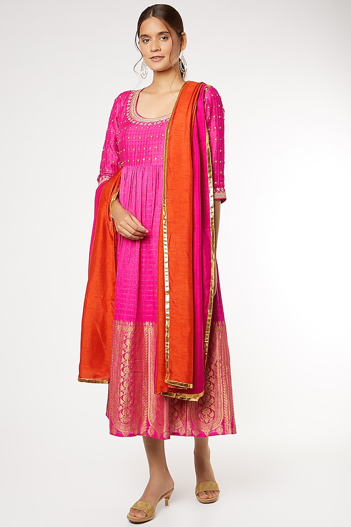 Rani Pink Hand Embroidered Tunic Set by Heli Shah