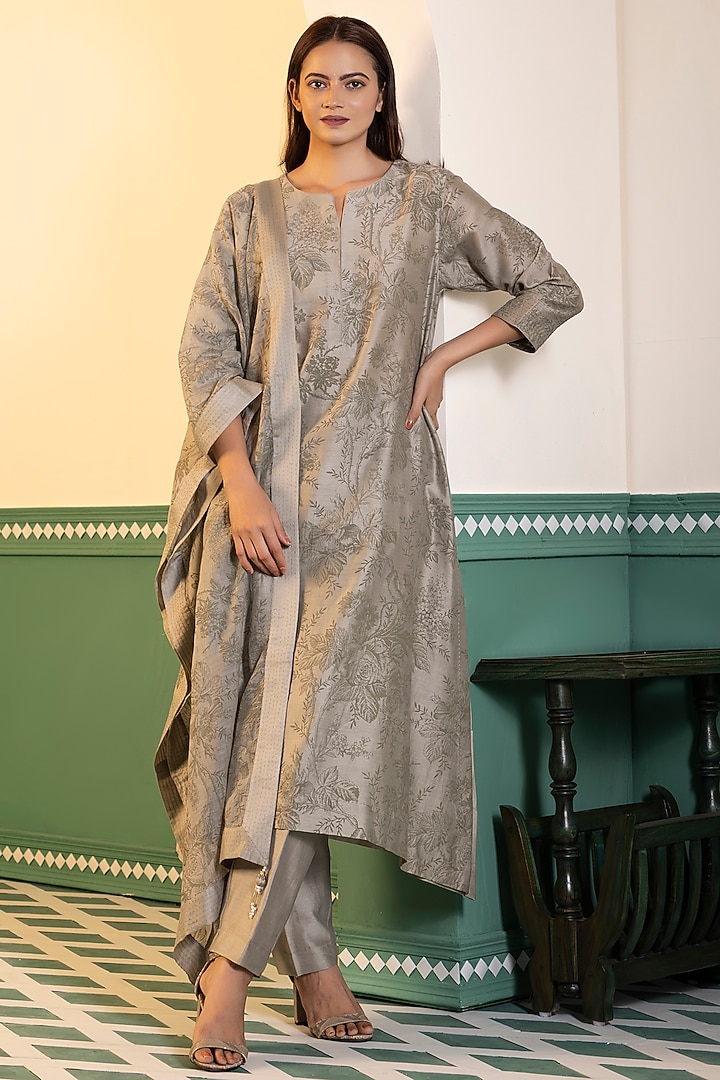Pastel Green Chanderi Silk Printed A-Line Kurta Set by Heritage Couture at Pernia's Pop Up Shop