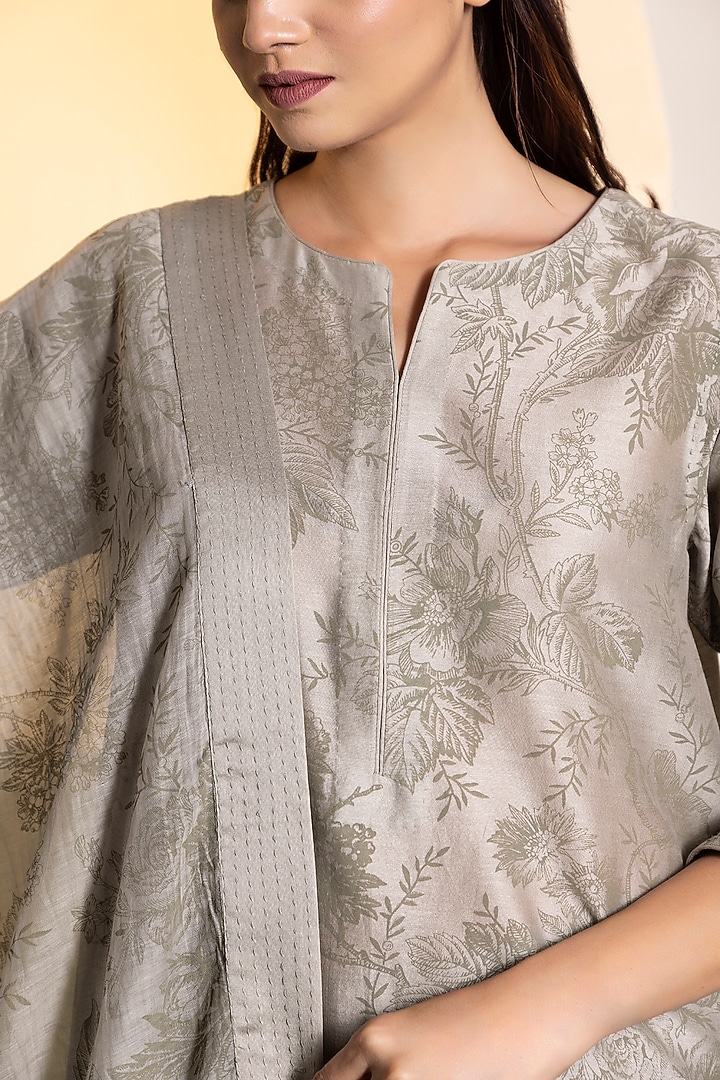 Pastel Green Chanderi Silk Printed A-Line Kurta Set by Heritage Couture at Pernia's Pop Up Shop