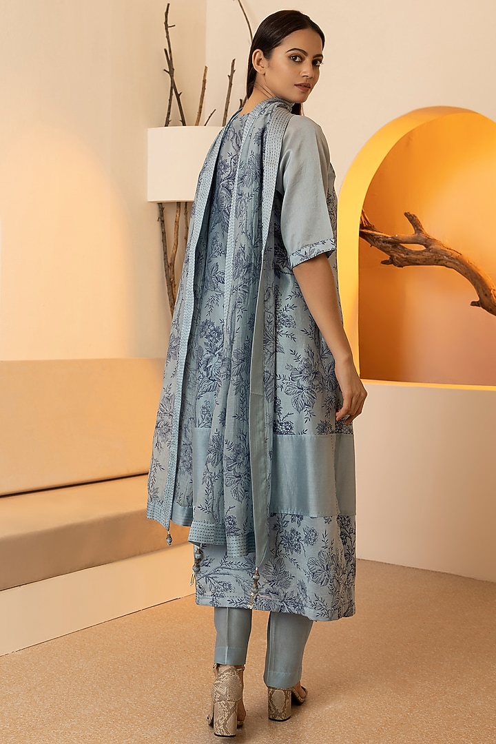 Powder Blue Chanderi Silk Printed Kurta Set by Heritage Couture at Pernia's Pop Up Shop