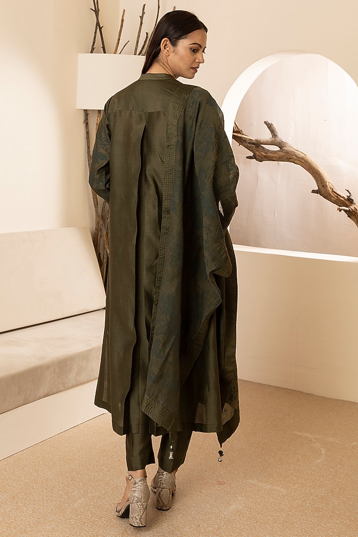 Juniper Green Chanderi Silk Printed A-Line Kurta Set by Heritage Couture at Pernia's Pop Up Shop