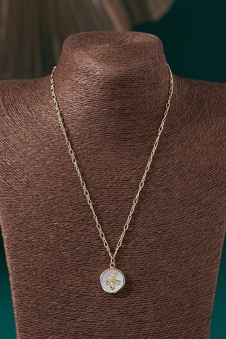 Gold Plated Mother Of Pearl Pendant Necklace by Hermosa By Srishti Bajaj at  Pernia's Pop Up Shop