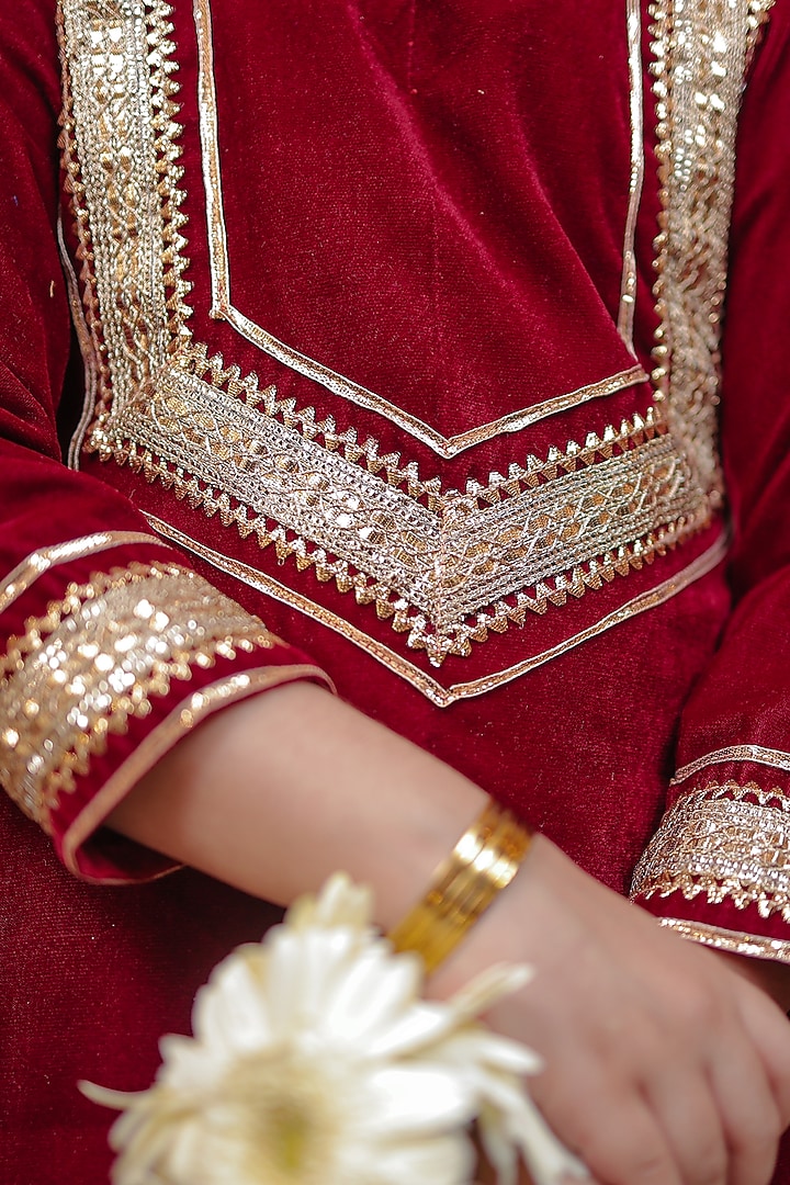 Maroon Velvet Kurta Set For Girls by Tiny Colour at Pernia's Pop Up Shop