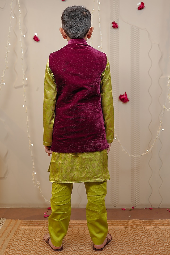 Wine Velvet Bundi Jacket Set For Boys by Tiny Colour at Pernia's Pop Up Shop