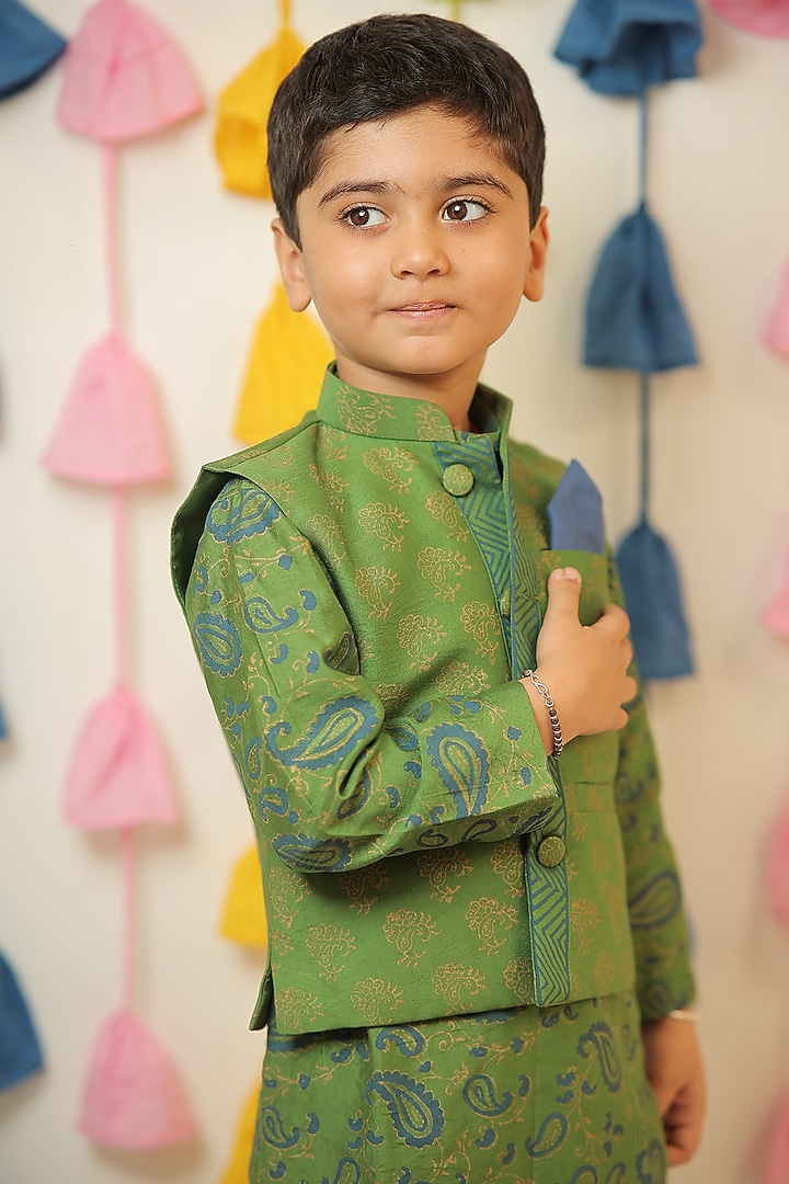 Green Chanderi Block Printed Nehru Jacket Set For Boys by Tiny Colour at Pernia's Pop Up Shop