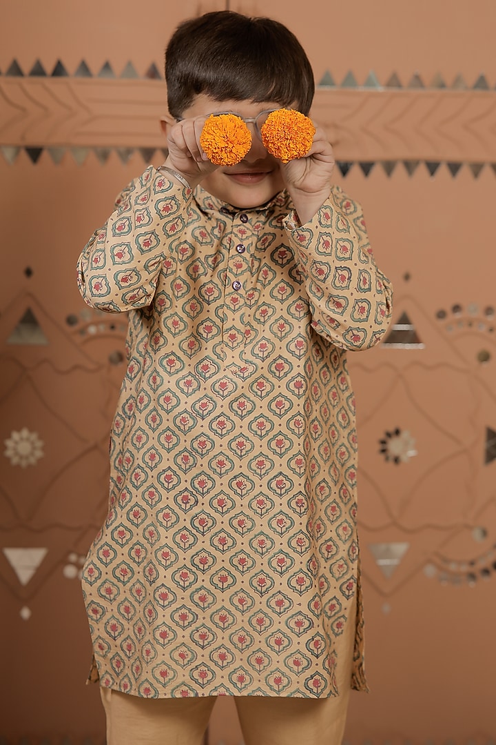 Beige Cotton Silk Printed Kurta Set For Boys by Tiny Colour at Pernia's Pop Up Shop