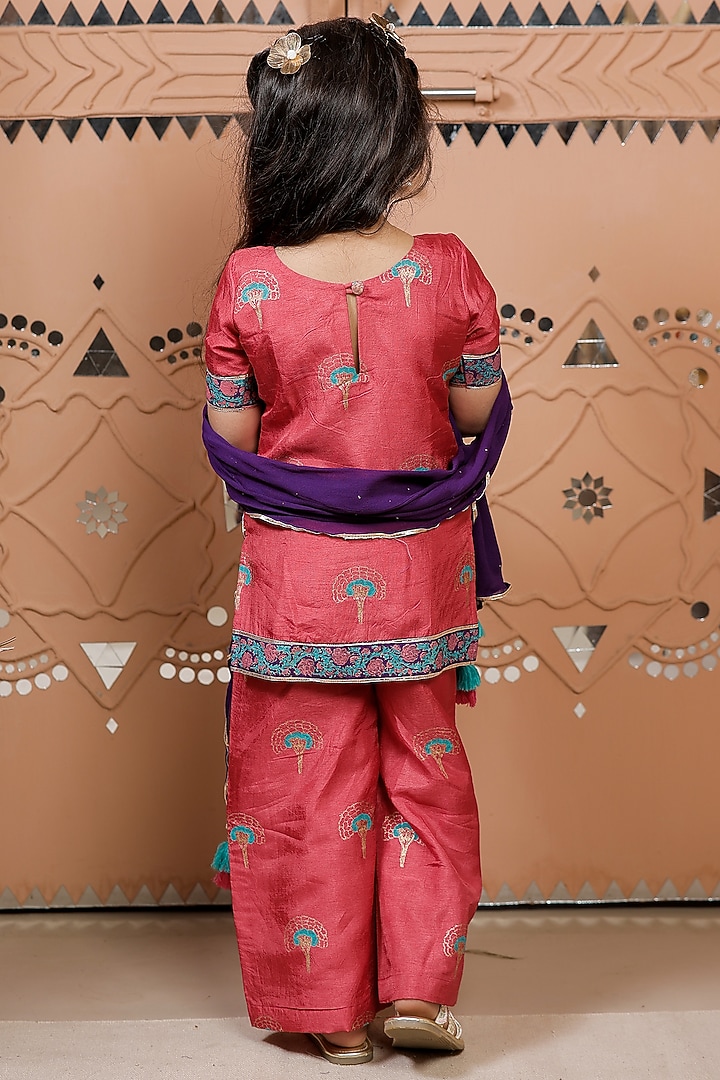 Pink Dola Silk Printed Kurta Set For Girls by Tiny Colour at Pernia's Pop Up Shop
