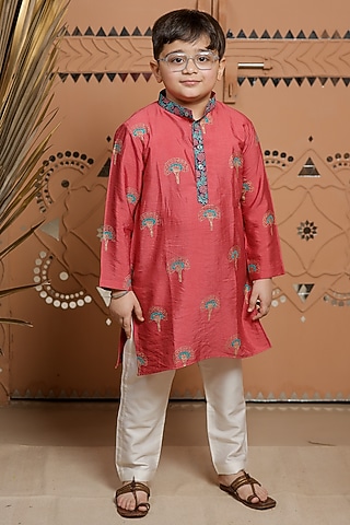 Pink Cotton Silk Printed Kurta Set For Boys by Tiny Colour