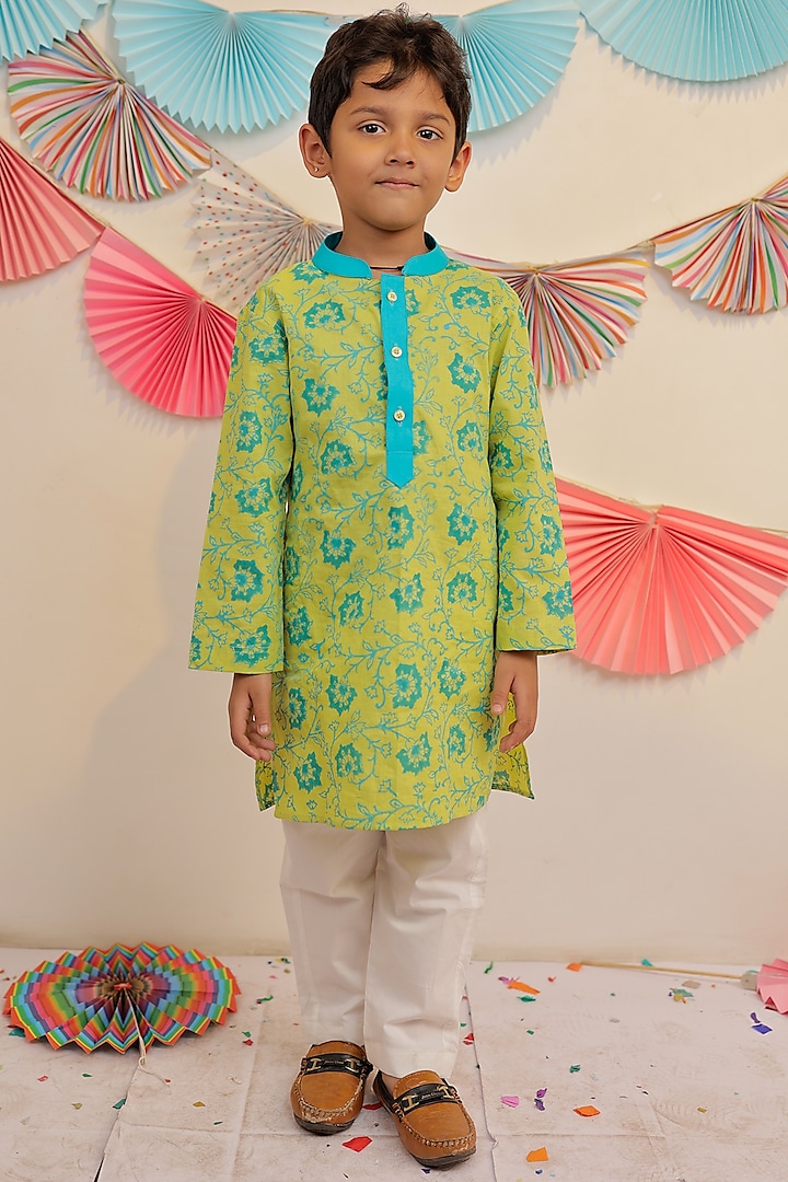 Lemon Green & Blue Cotton Printed Kurta Set For Boys by Tiny Colour