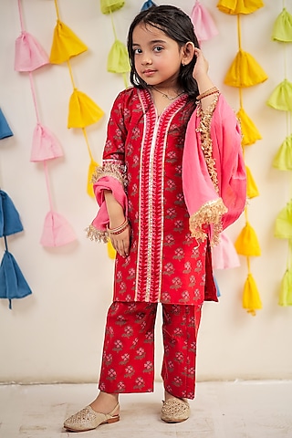 Red Chanderi Block Printed Kurta Set For Girls by Tiny Colour