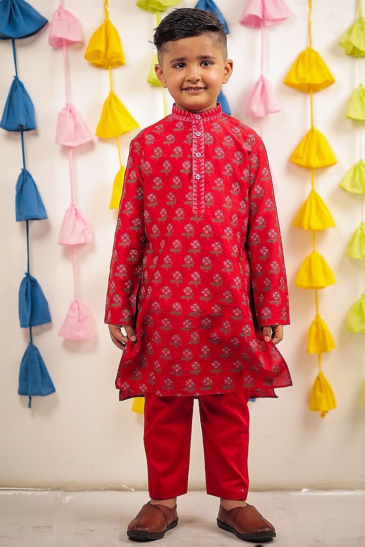 Red Chanderi Block Printed Kurta Set For Boys by Tiny Colour