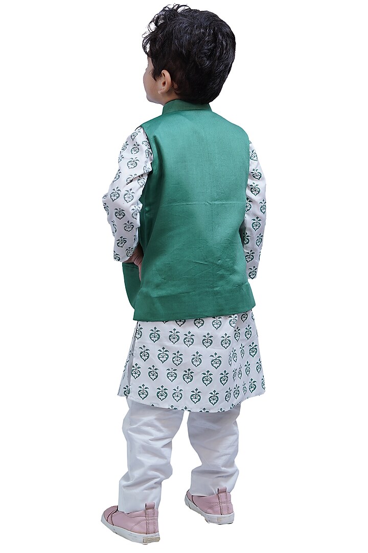 Green Glazed Cotton & Cotton Bundi Jacket Set For Boys by Tiny Colour at Pernia's Pop Up Shop