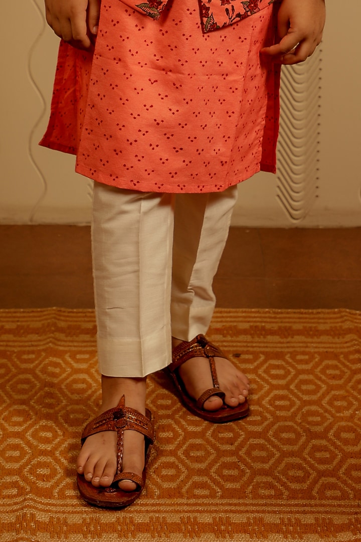 Peach Cotton Silk Printed Bundi Jacket Set For Boys by Tiny Colour at Pernia's Pop Up Shop