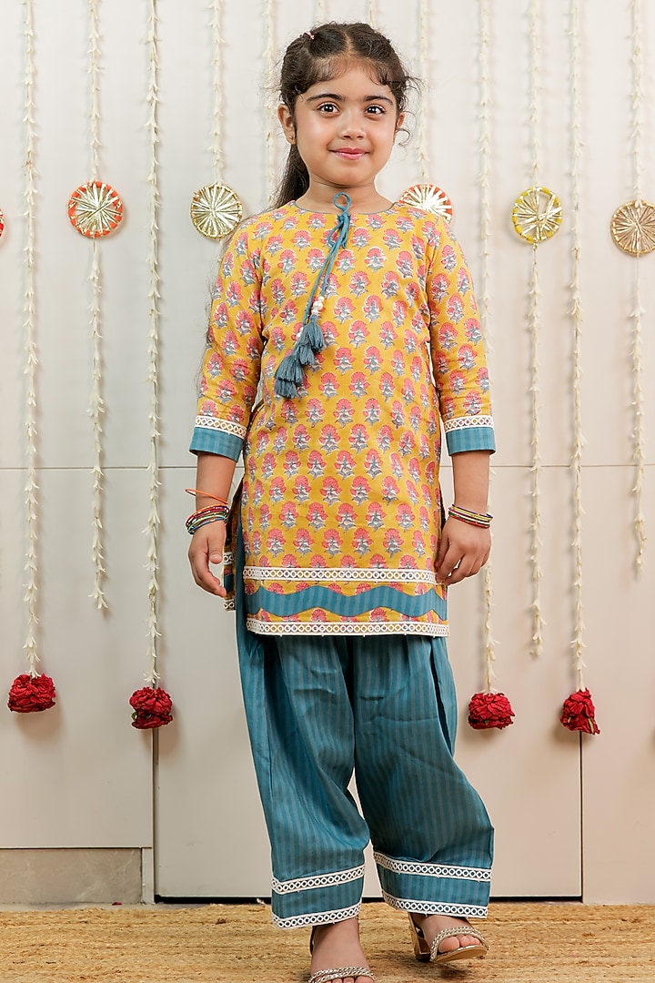 Yellow Cotton Hand Block Printed Kurta Set For Girls by Tiny Colour at Pernia's Pop Up Shop