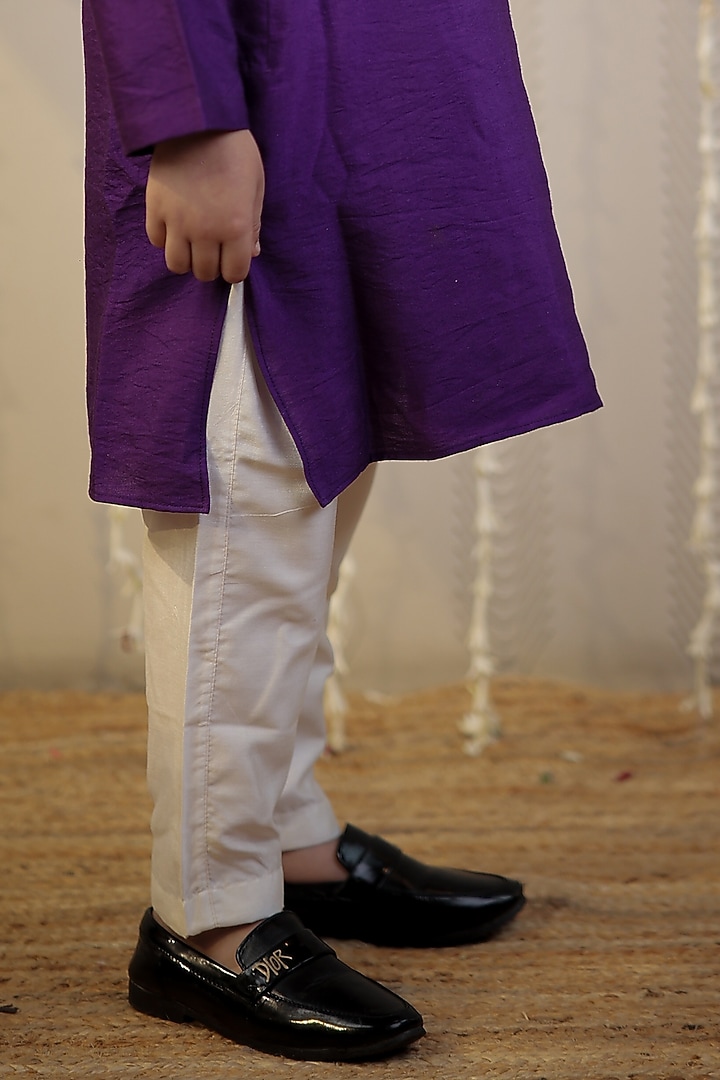 Purple Cotton Silk Block Printed Kurta Set For Boys by Tiny Colour at Pernia's Pop Up Shop